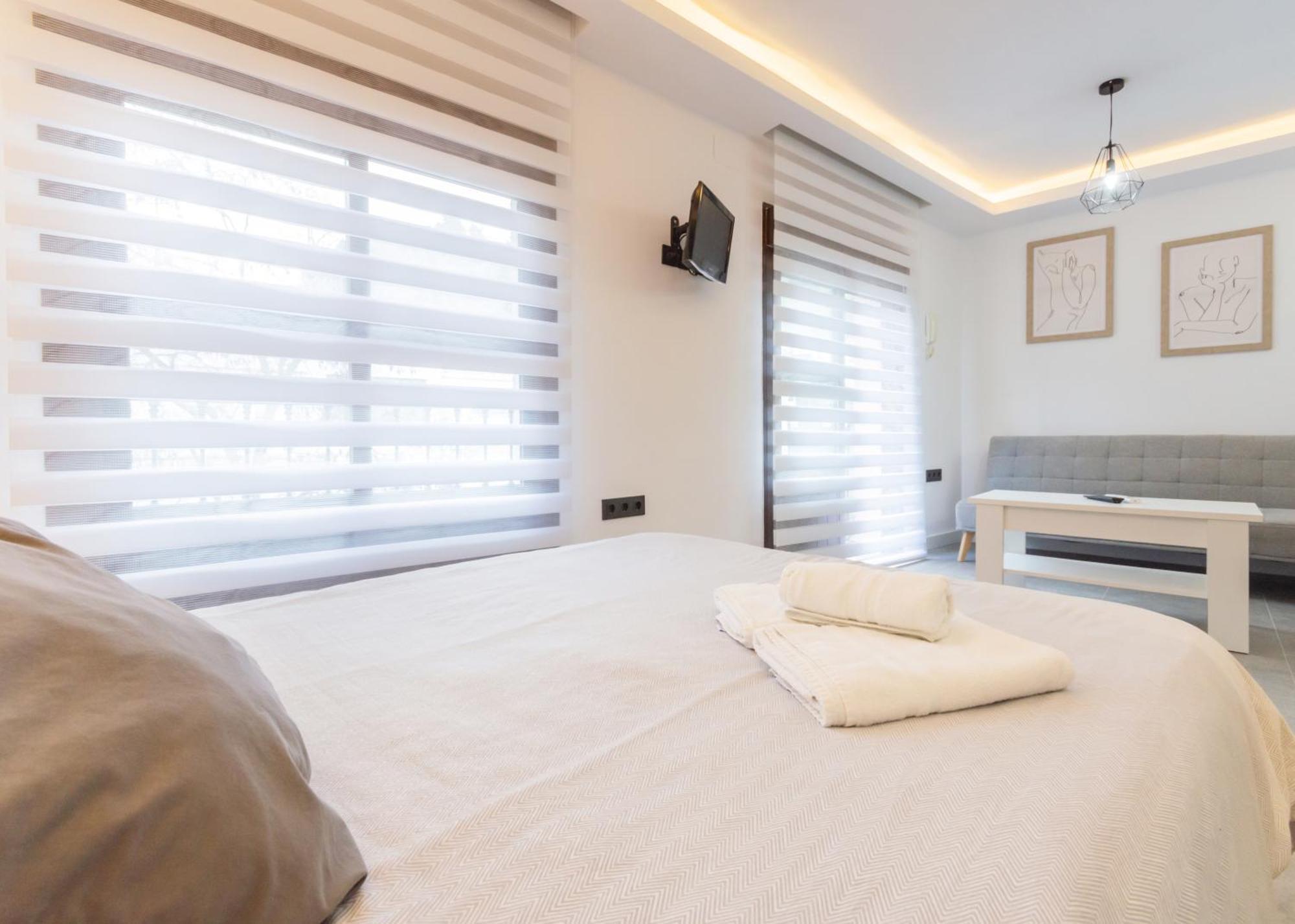 Apartamento Para Dos Al Lado De La Alhambra, En Pleno Centro Granada Esterno foto